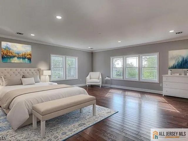 108 Jersey Avenue, Edison, NJ 08820