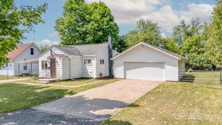 324 Doraland St, Kingsford, MI 49802