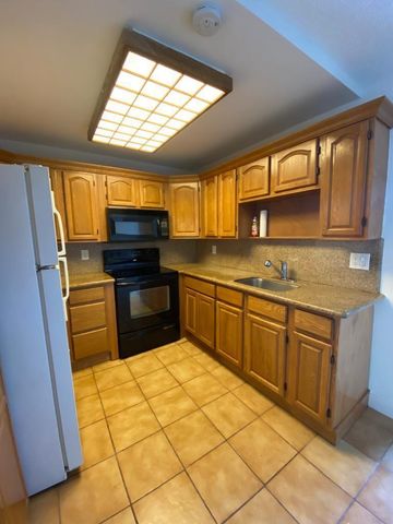 15385 S Dixie Highway 12, Palmetto Bay, FL 33157