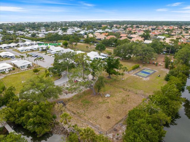 702 FAIR WINDS DRIVE 702, Nokomis, FL 34275
