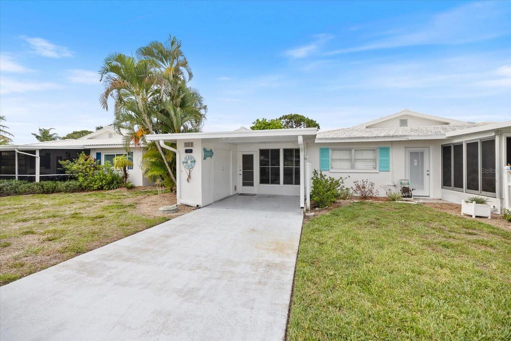 702 FAIR WINDS DRIVE 702, Nokomis, FL 34275