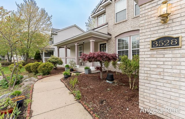 3528 Birch Knoll Drive Se, City Of Kentwood, MI 49512