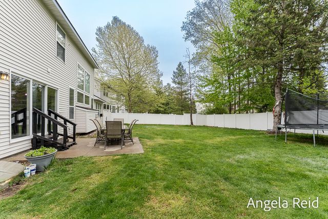 3528 Birch Knoll Drive Se, City Of Kentwood, MI 49512