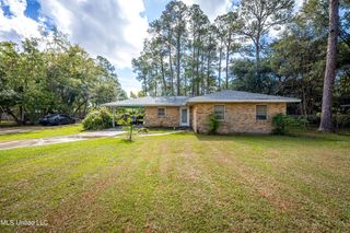 201 Locust Street, Gulfport, MS 39507