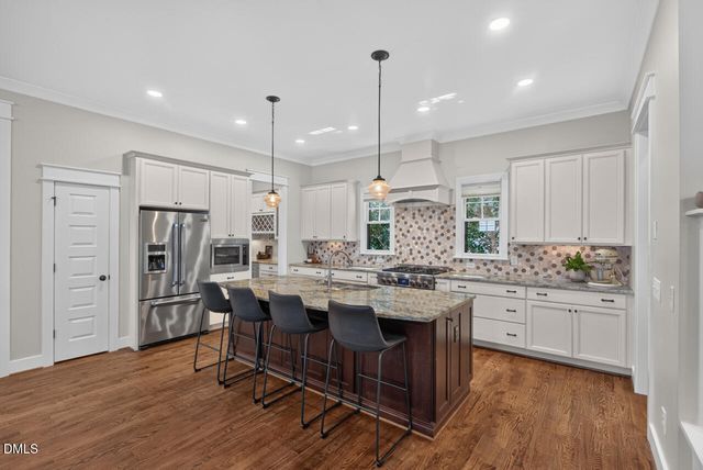 305 E Winmore Avenue, Chapel Hill, NC 27516