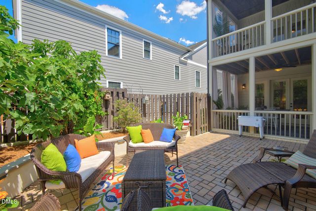 305 E Winmore Avenue, Chapel Hill, NC 27516
