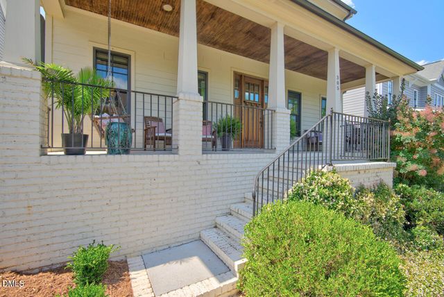 305 E Winmore Avenue, Chapel Hill, NC 27516