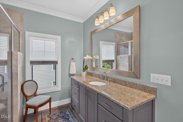 305 E Winmore Avenue, Chapel Hill, NC 27516