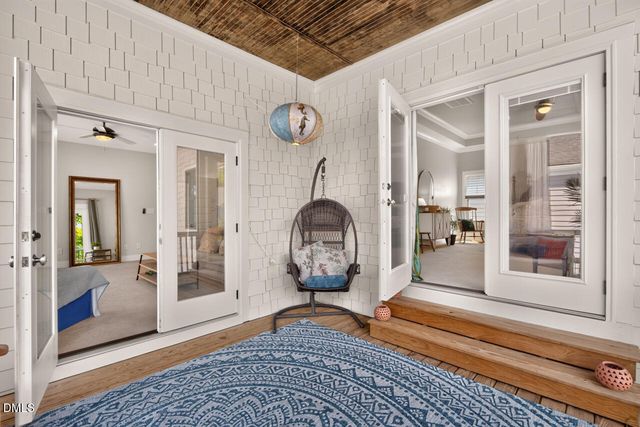 305 E Winmore Avenue, Chapel Hill, NC 27516