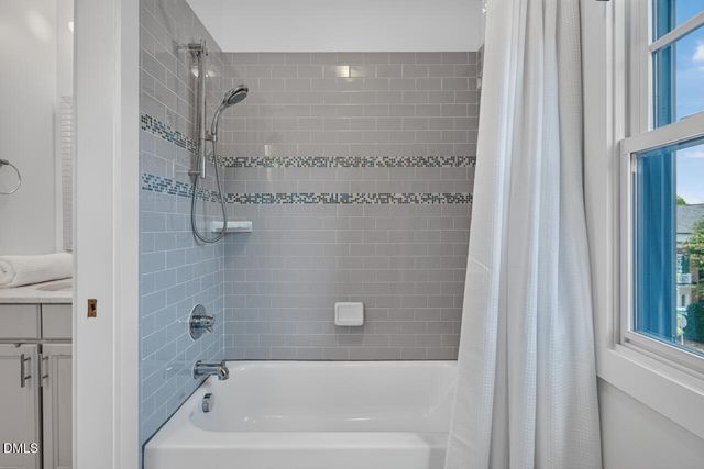 305 E Winmore Avenue, Chapel Hill, NC 27516