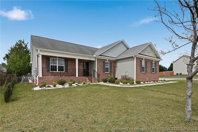 417 Bellgrove Drive, Hope Mills, NC 28348