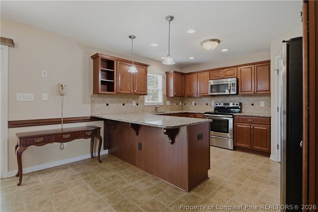 417 Bellgrove Drive, Hope Mills, NC 28348