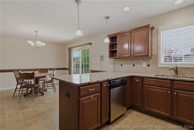 417 Bellgrove Drive, Hope Mills, NC 28348