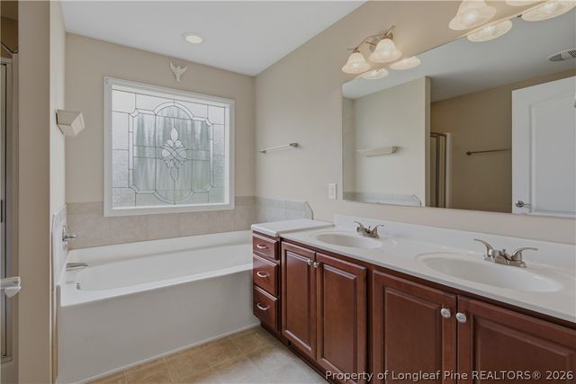 417 Bellgrove Drive, Hope Mills, NC 28348