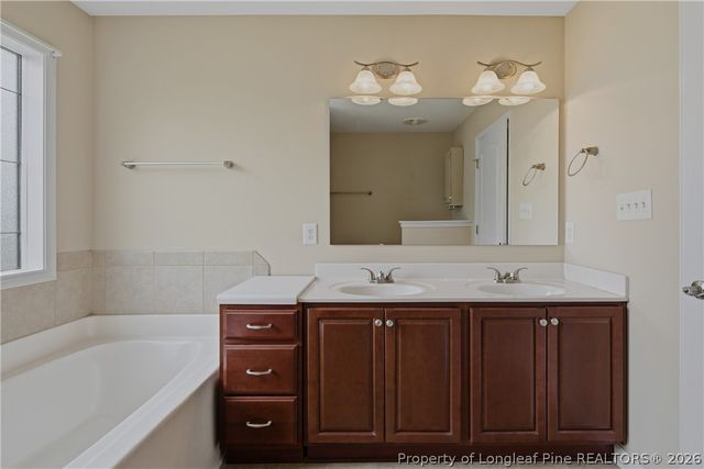 417 Bellgrove Drive, Hope Mills, NC 28348