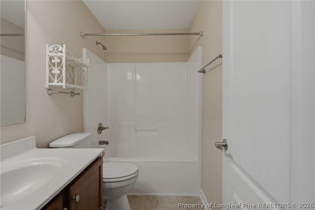 417 Bellgrove Drive, Hope Mills, NC 28348