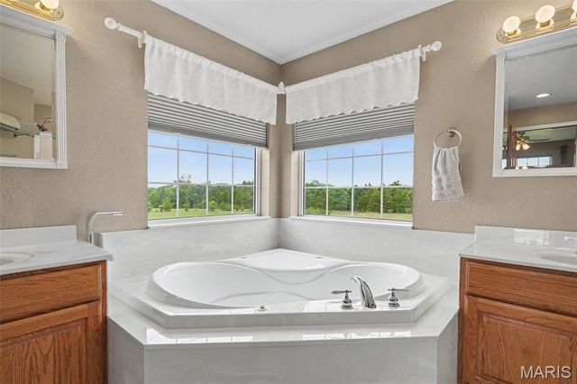 18292 Salem School Road, Farmington, MO 63640