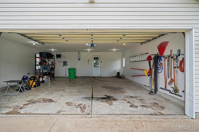 18292 Salem School Road, Farmington, MO 63640