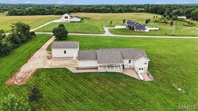 18292 Salem School Road, Farmington, MO 63640