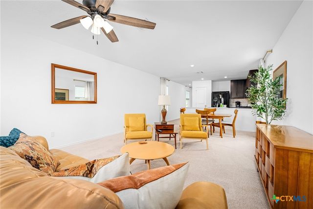 175 Amber Glen, San Marcos, TX 78656