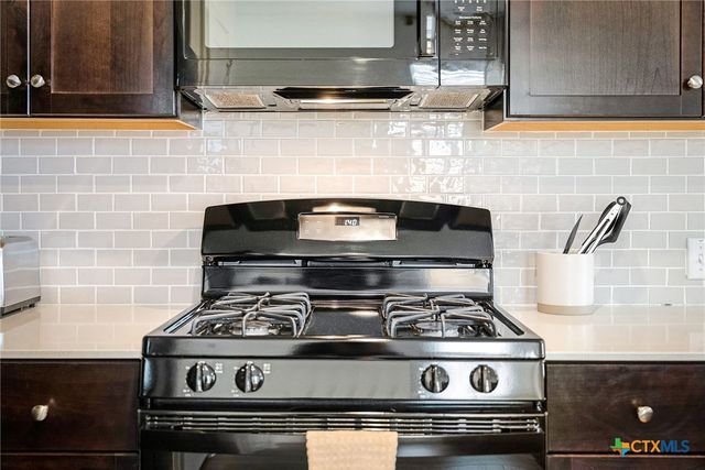 175 Amber Glen, San Marcos, TX 78656