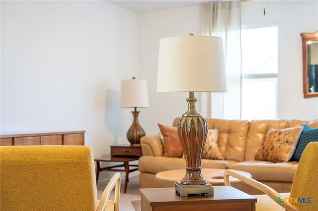 175 Amber Glen, San Marcos, TX 78656