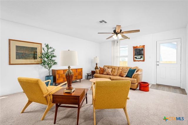 175 Amber Glen, San Marcos, TX 78656