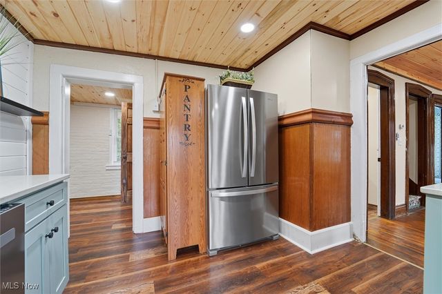 613 Sherman Street, Geneva, OH 44041