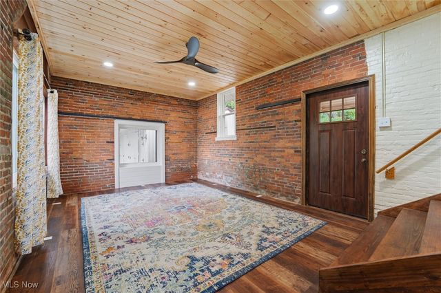 613 Sherman Street, Geneva, OH 44041