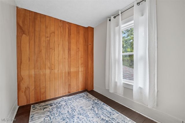 613 Sherman Street, Geneva, OH 44041