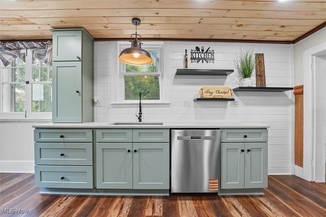 613 Sherman Street, Geneva, OH 44041