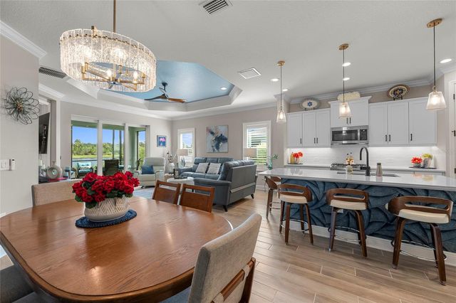 10169 LAKE WALES CIRCLE, Sarasota, FL 34241