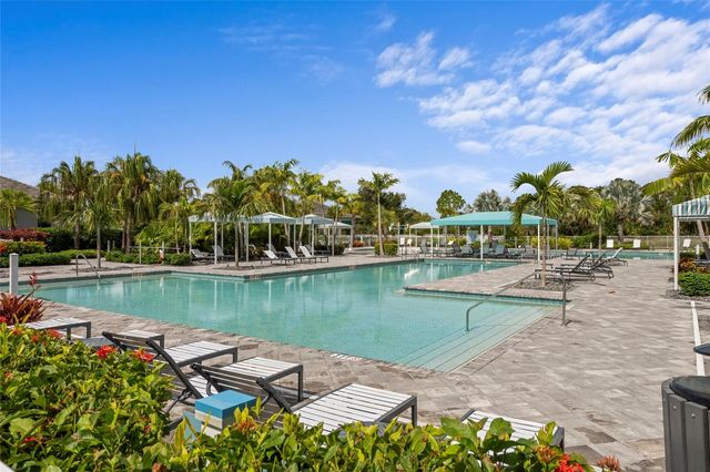 10169 LAKE WALES CIRCLE, Sarasota, FL 34241