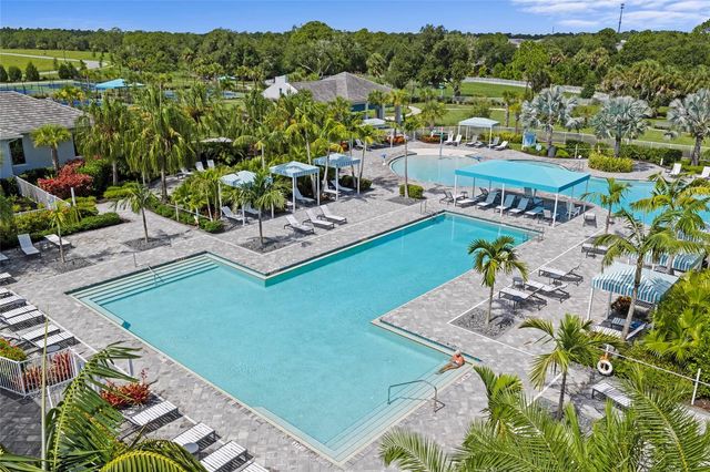10169 LAKE WALES CIRCLE, Sarasota, FL 34241