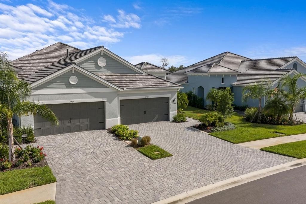 10169 LAKE WALES CIRCLE, Sarasota, FL 34241