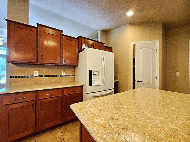 21621 Sandia Road 127, Apple Valley, CA 92308