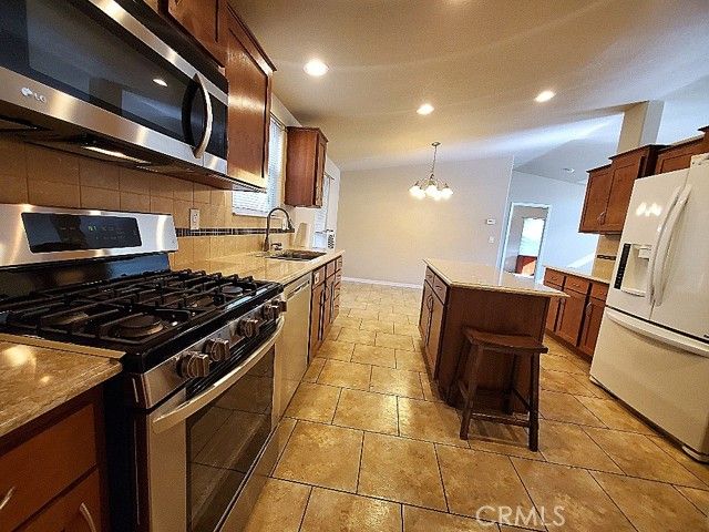 21621 Sandia Road 127, Apple Valley, CA 92308