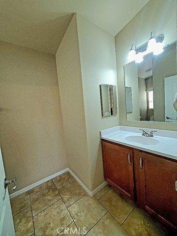 21621 Sandia Road 127, Apple Valley, CA 92308