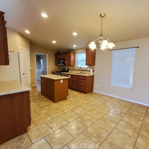 21621 Sandia Road 127, Apple Valley, CA 92308