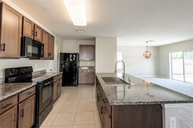 7486 TUSCAN BAY CIRCLE, Wesley Chapel, FL 33545