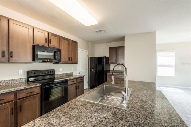 7486 TUSCAN BAY CIRCLE, Wesley Chapel, FL 33545