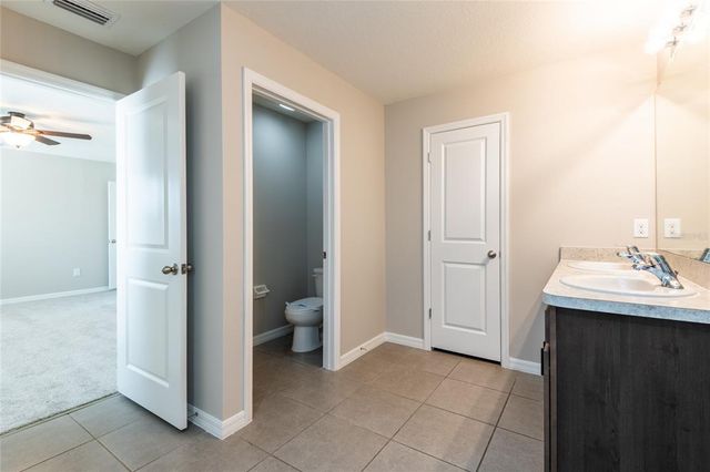 7486 TUSCAN BAY CIRCLE, Wesley Chapel, FL 33545