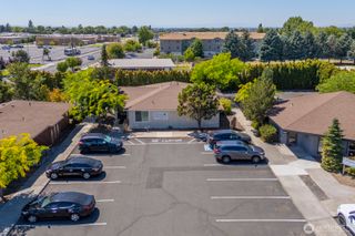 830 Sharon Avenue E, Moses Lake, WA 98837