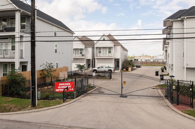 1803 Palmetto Landing Drive, Houston, TX 77009