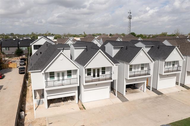 1803 Palmetto Landing Drive, Houston, TX 77009