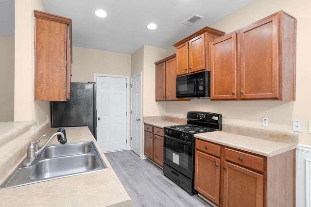 2757 Keystone Avenue, Lithonia, GA 30058