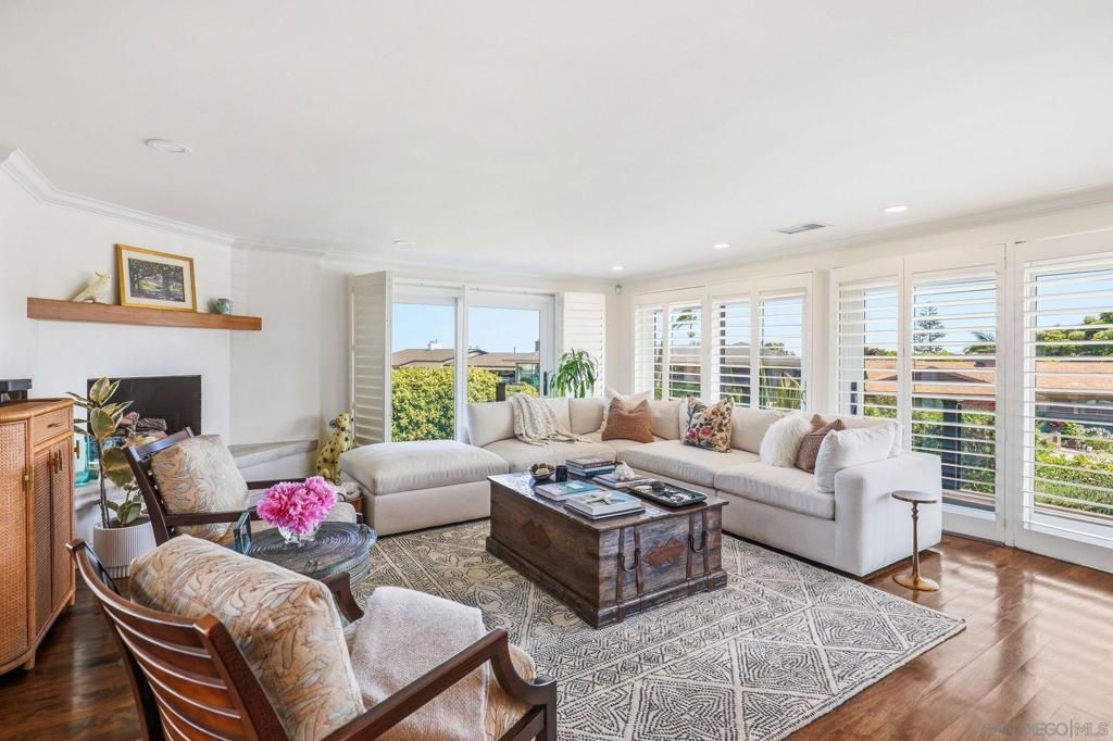 Image 10 of property listing at 3618 Fenelon, San Diego, CA 92106