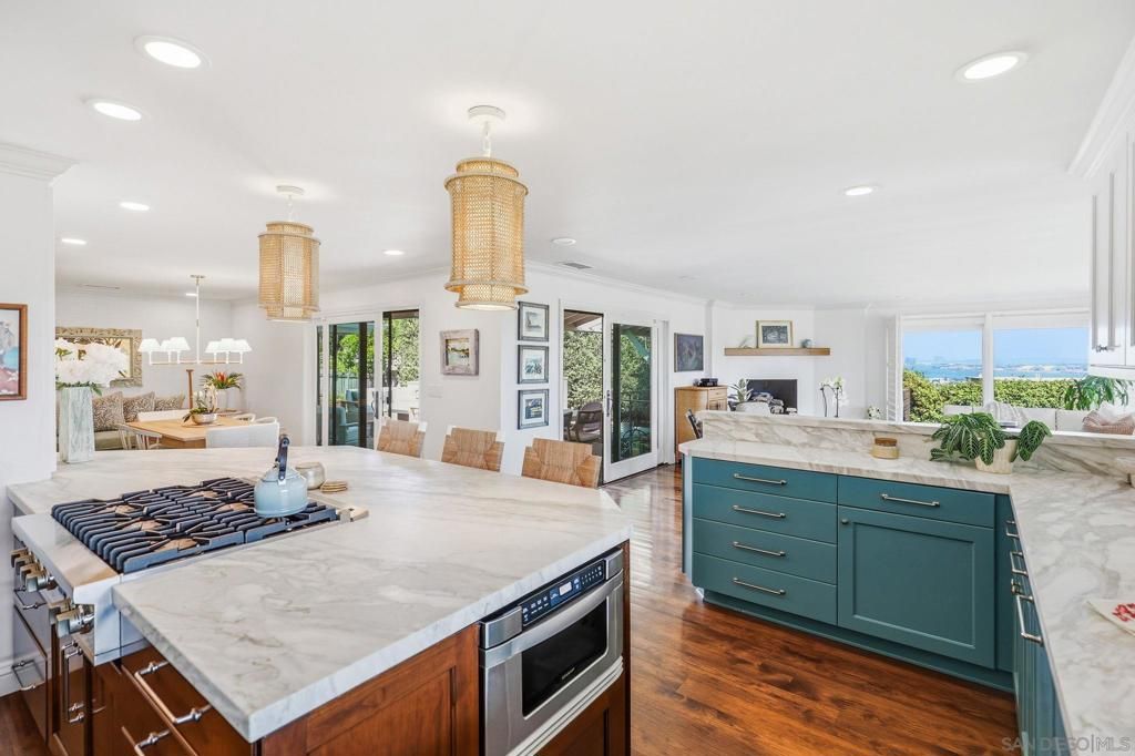 Image 14 of property listing at 3618 Fenelon, San Diego, CA 92106