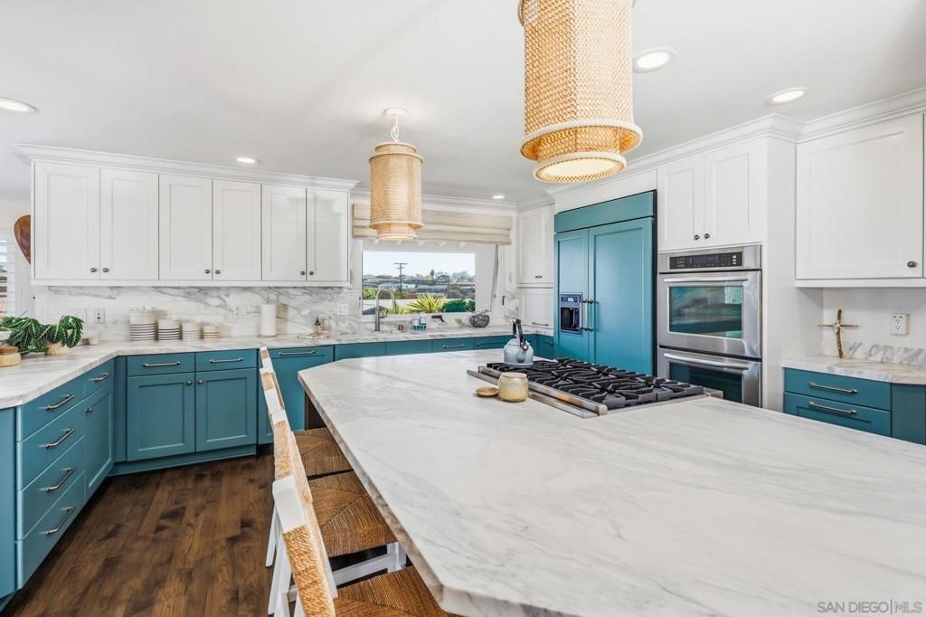 Image 16 of property listing at 3618 Fenelon, San Diego, CA 92106