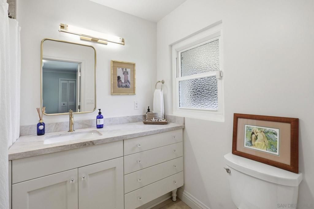 Image 31 of property listing at 3618 Fenelon, San Diego, CA 92106